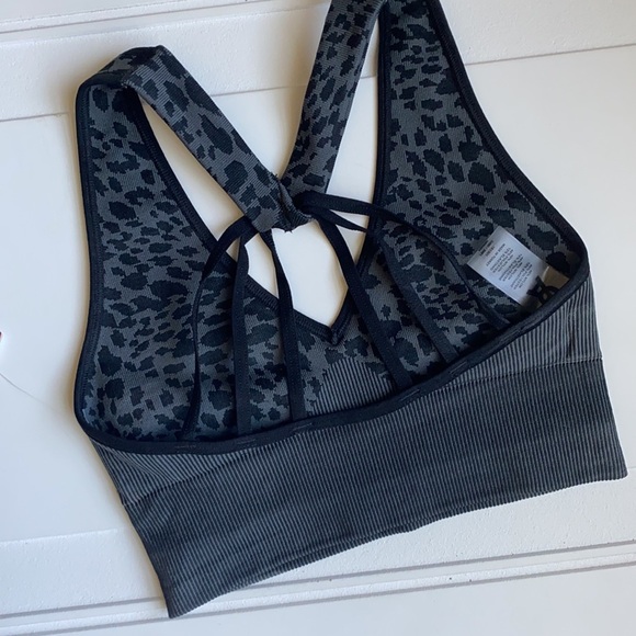 NWT Good American PAINTED CHEETAH STRAPPY BRA - Picture 4 of 5